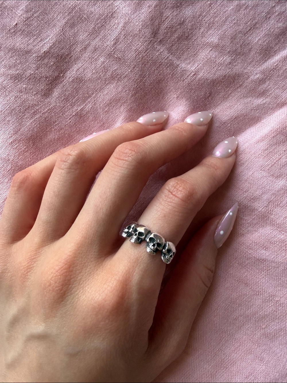 Great Frog 4 Small Skulls Ring - Picture 5 of 5